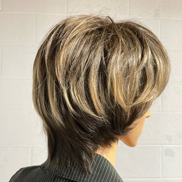 NWT short brown wig dimension pixie wig blonde lights approx 10” 130d weft cap - Picture 5 of 16